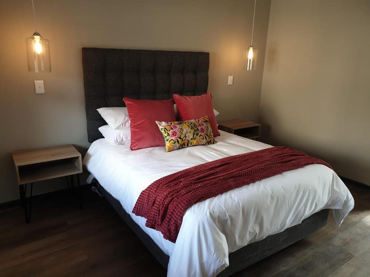 The Jackal Guesthouse Aliwal North Extérieur photo