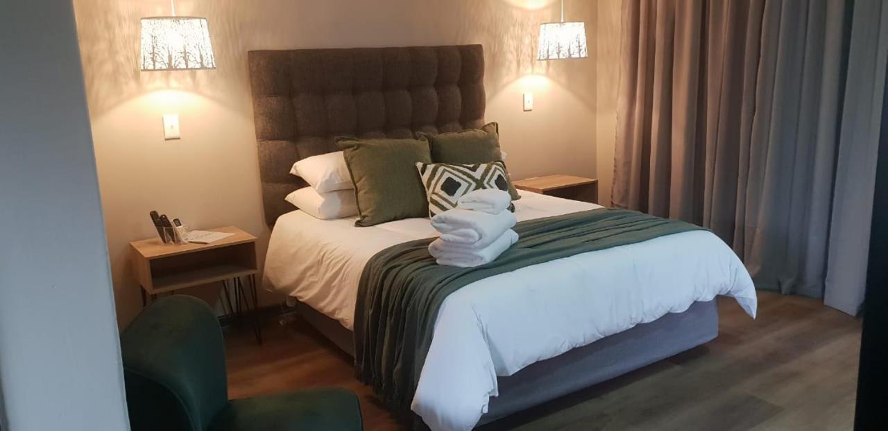 The Jackal Guesthouse Aliwal North Extérieur photo